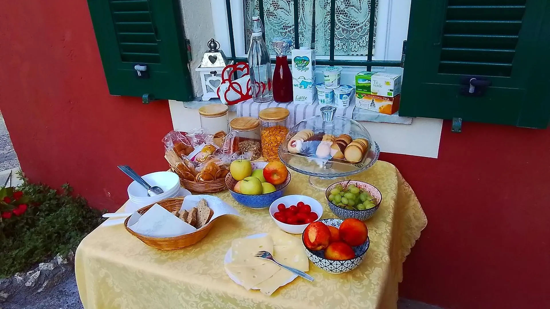 Anita B&B Uscio 0*,  Italy